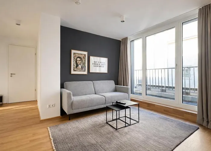 Lejlighed Homely! Skyview, Fair, Airport, Rooftop, Apartment! *